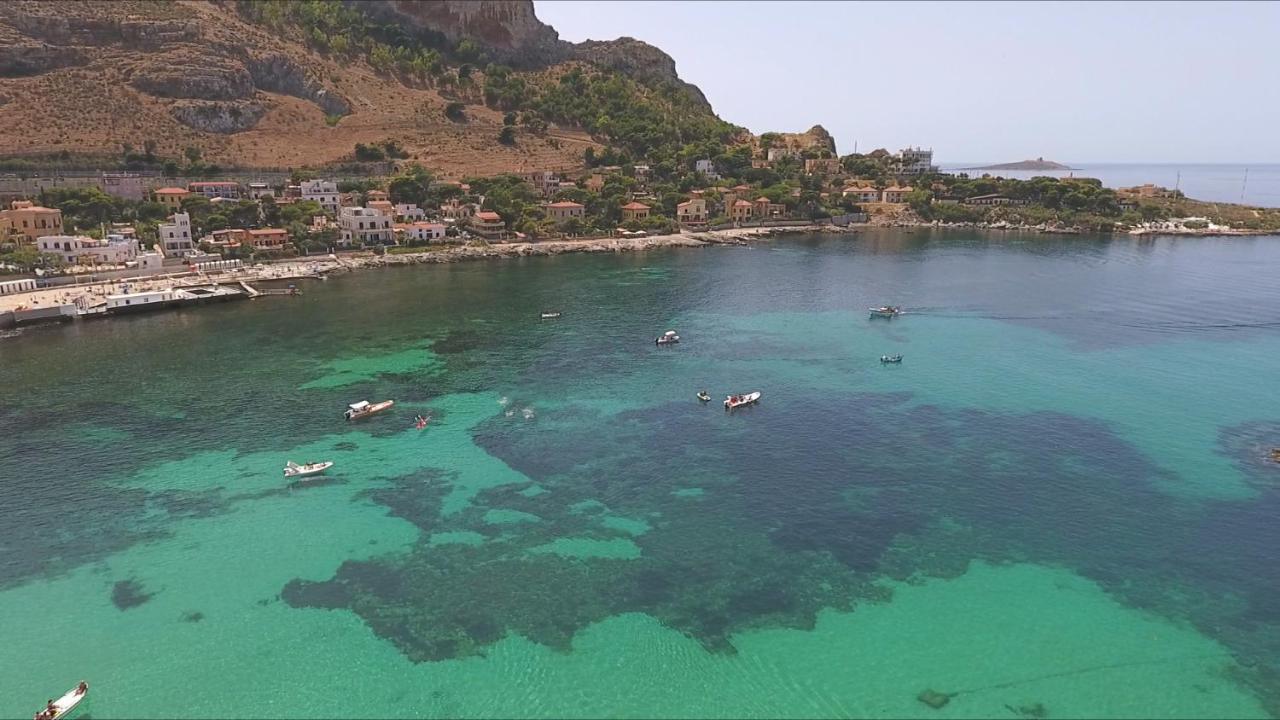 Palermo Mare Holidays Sferracavallo Exterior photo